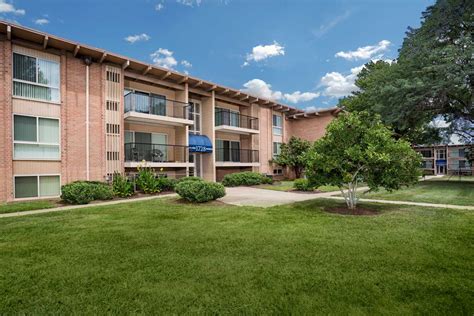 apartments in landover md|lansdowne village apartments landover.